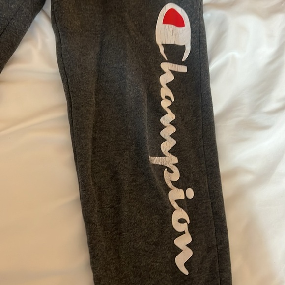 Champion sweatpants boys medium - Picture 3 of 4